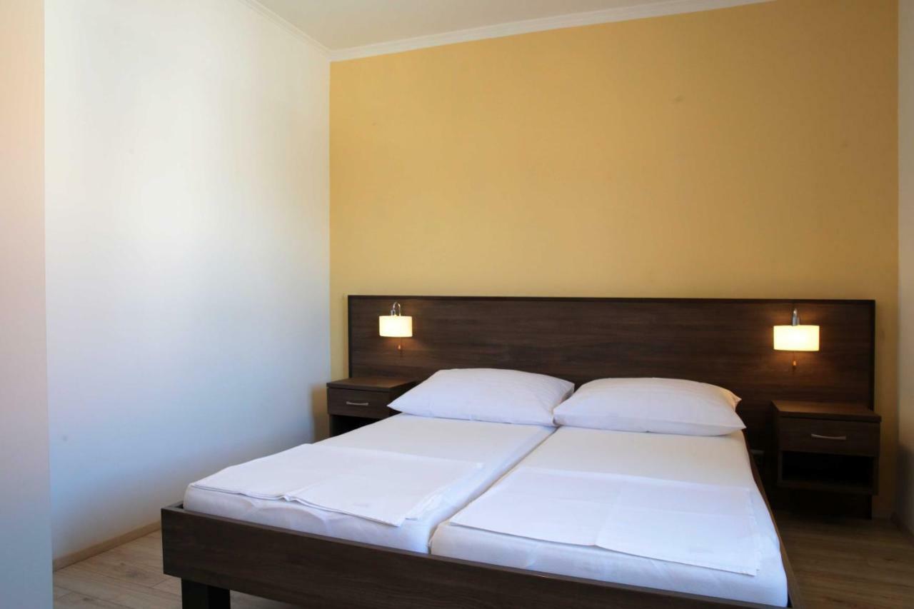 Apartments And Rooms Bozena Водице Экстерьер фото